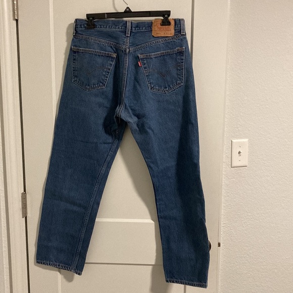Levi’s 501 Jeans - Picture 2 of 7
